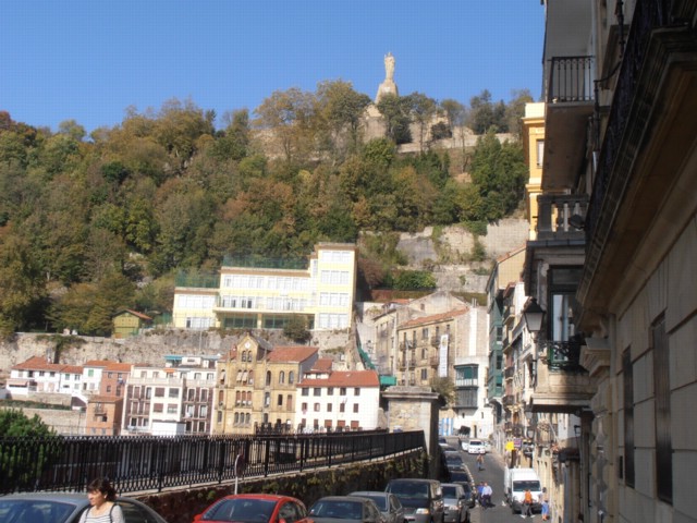 PA300081-N